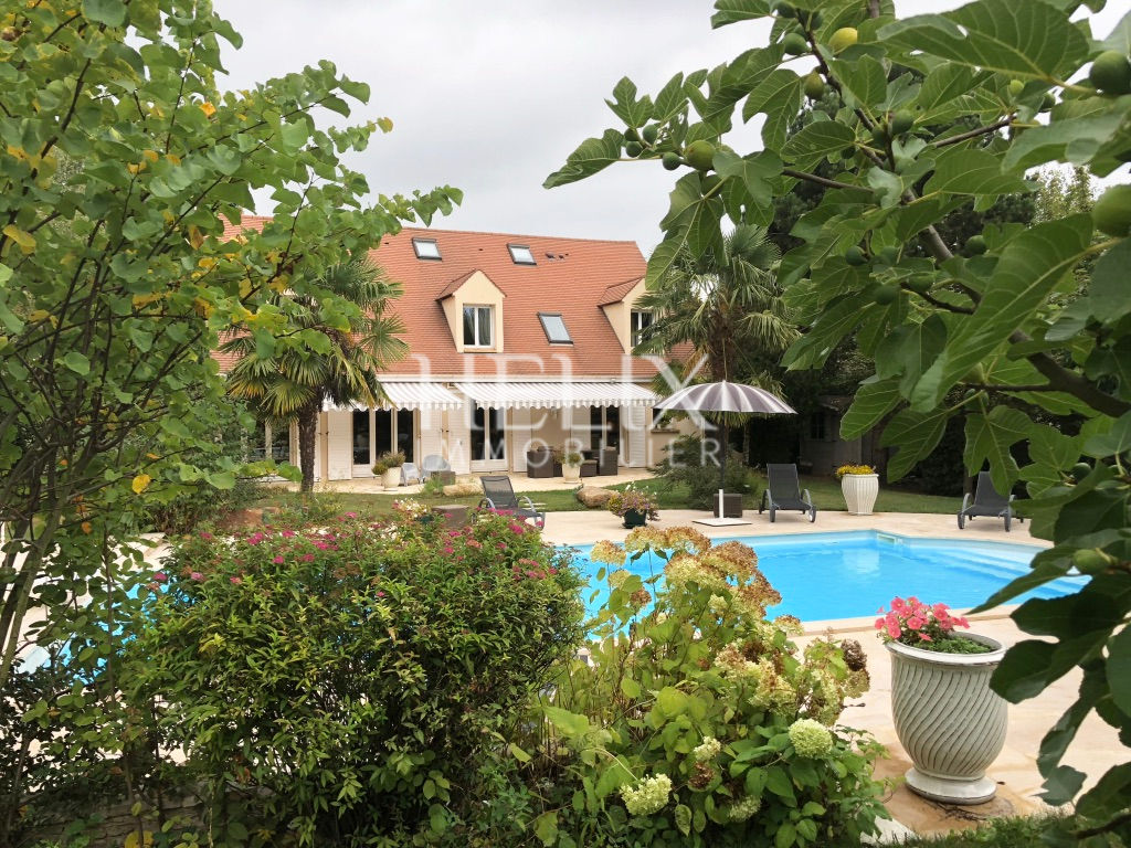 Elégante maison domaine du Golf à Villennes- sur- Seine 