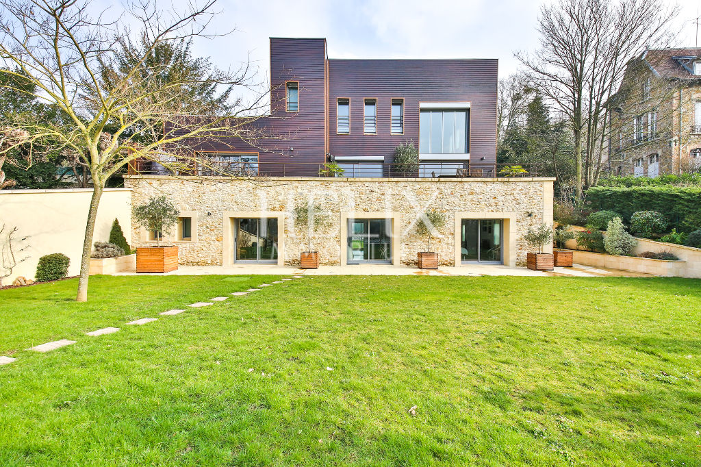 Belle maison d'architecte meublée avec piscine 444 M² à Triel- sur- Seine, proche d'Orgeval 