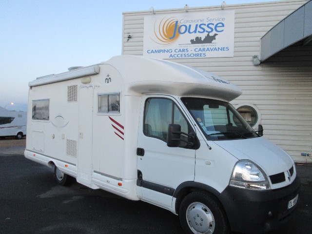 Offrez vous un camping-car Renault master lit à la française proche Rouen 